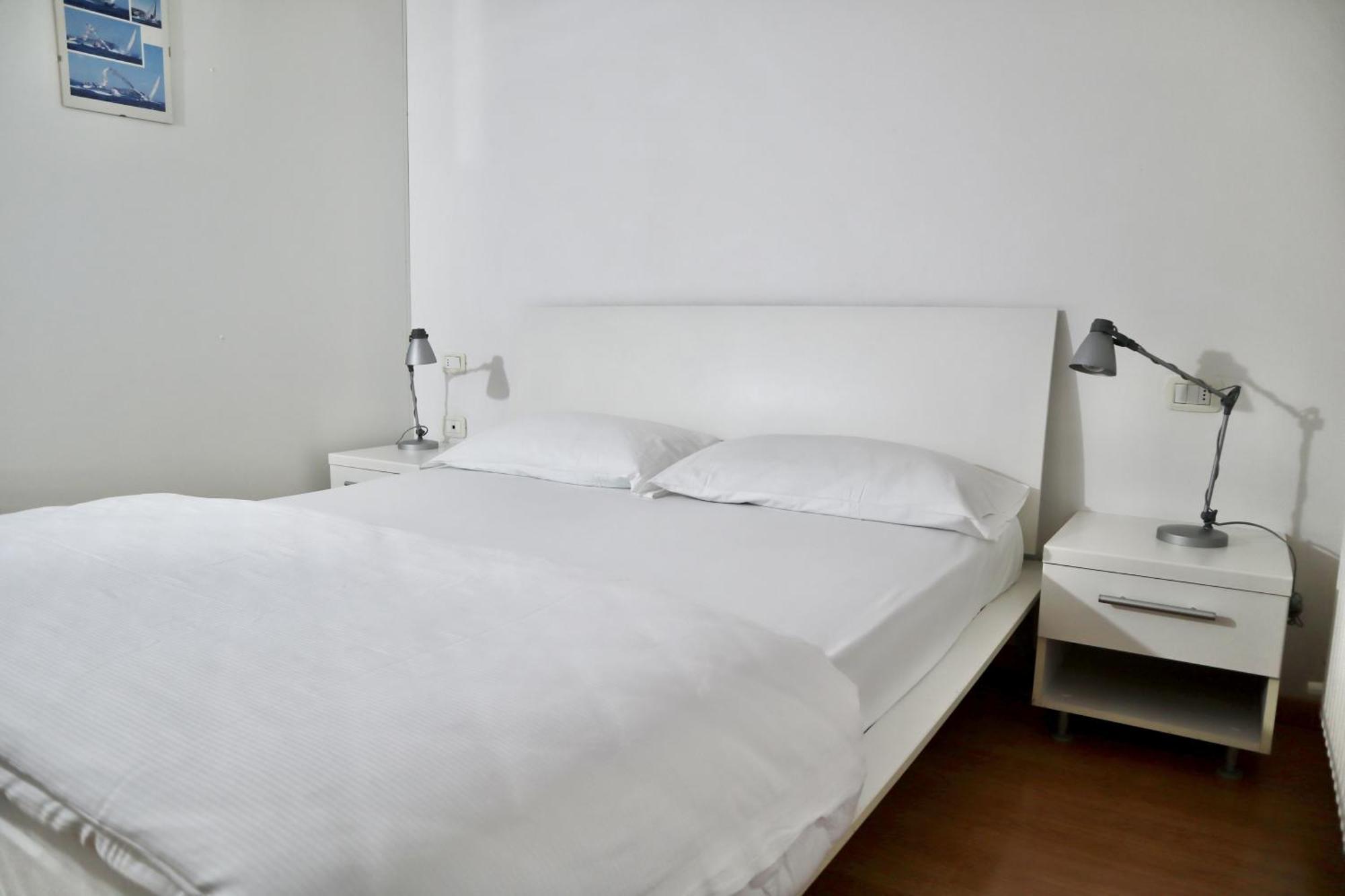 Windshouse Apartments Torbole Sul Garda Kültér fotó