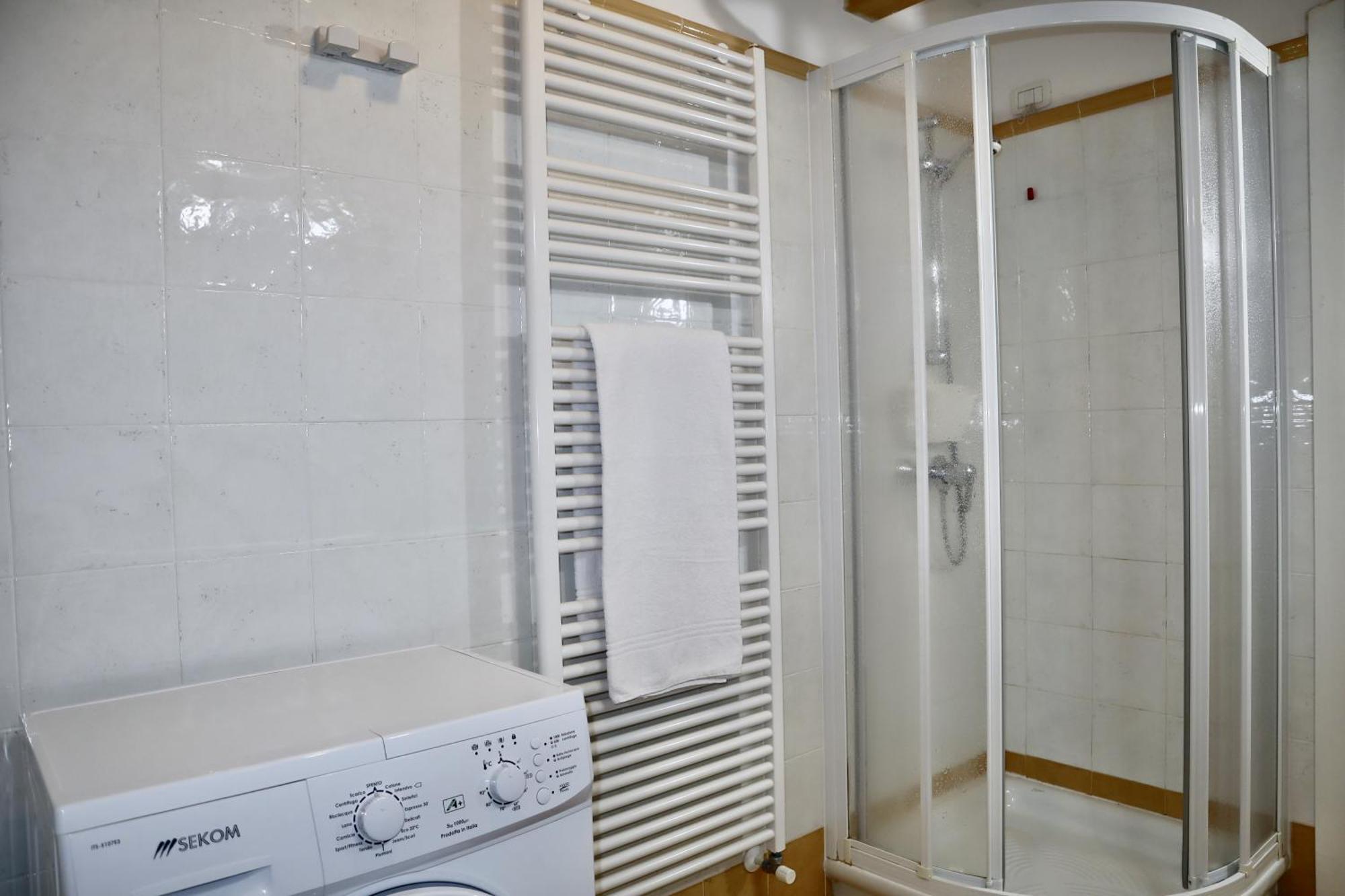 Windshouse Apartments Torbole Sul Garda Kültér fotó
